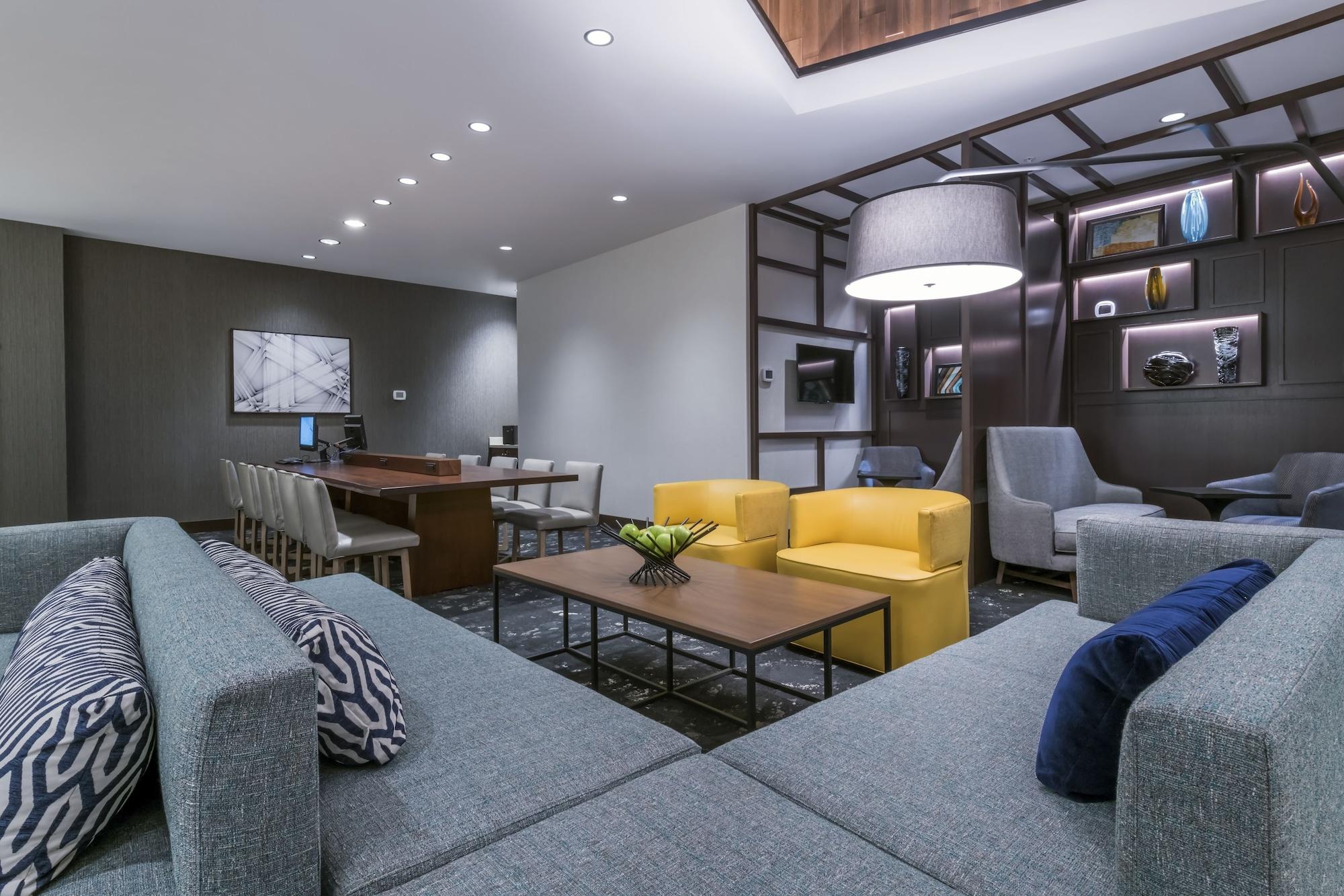 Hyatt Place Marlborough/Apex Center Екстериор снимка