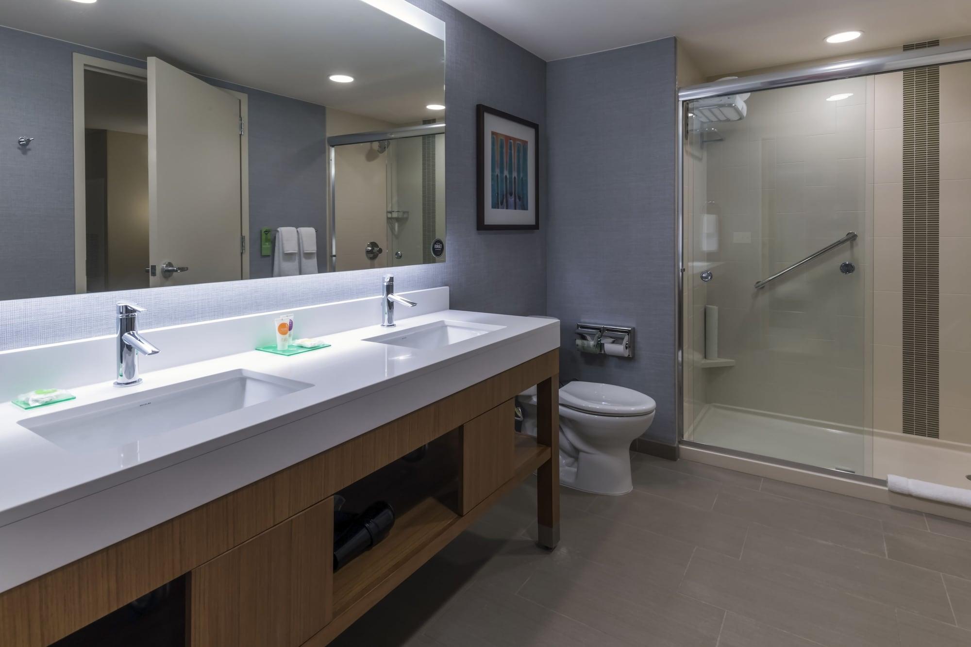 Hyatt Place Marlborough/Apex Center Екстериор снимка